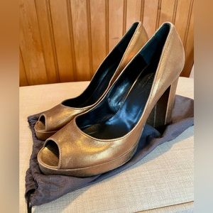 Italian leather block heel, platform, open toe shoes by Sportmax